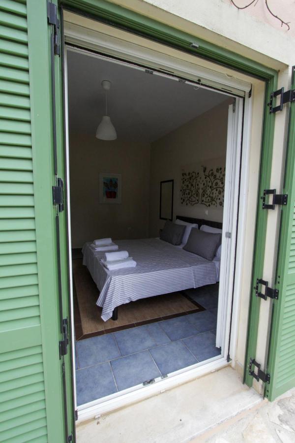 Mouse House Gouvia Exterior foto