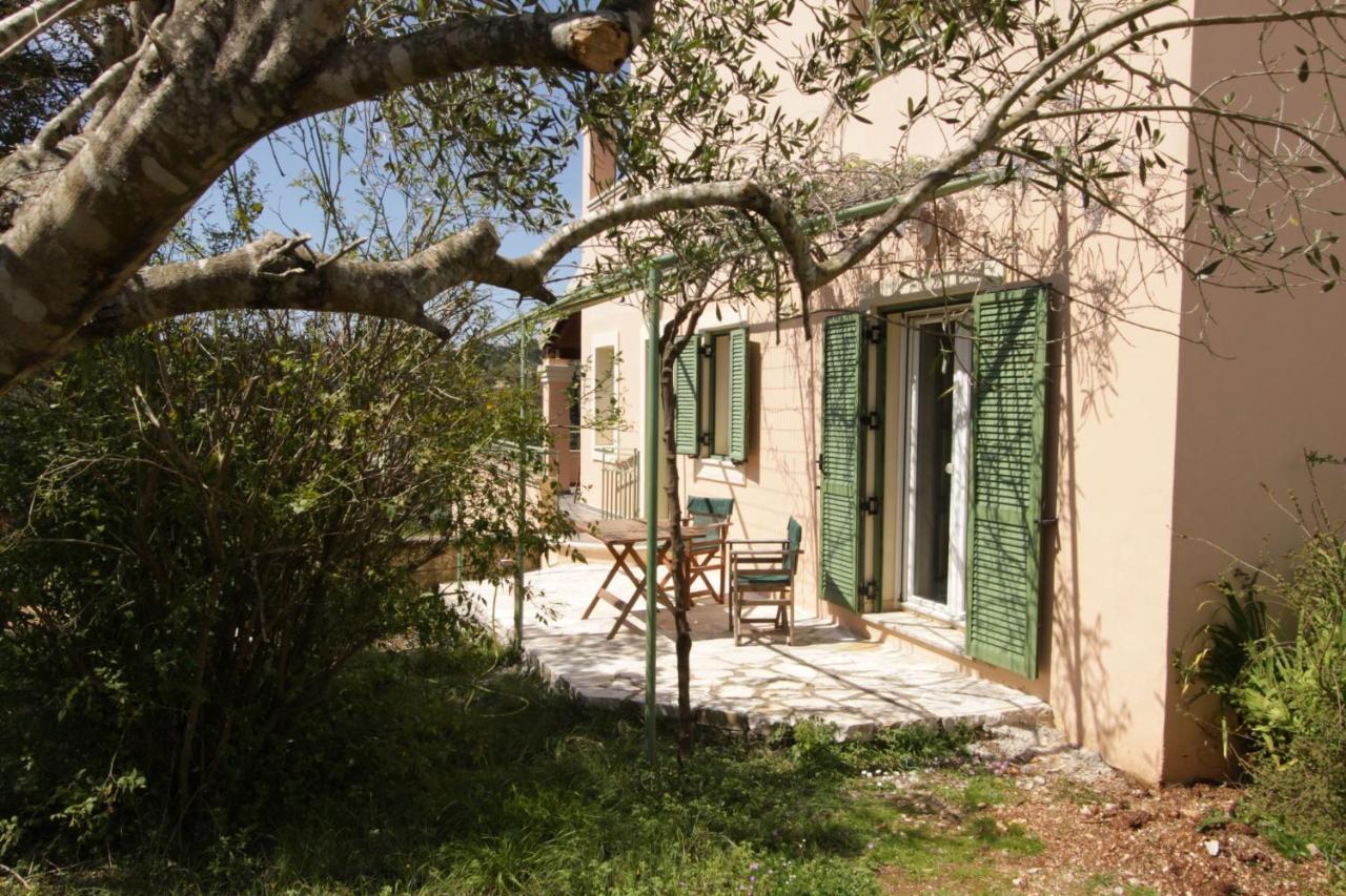 Mouse House Gouvia Exterior foto