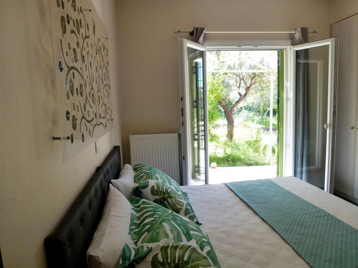 Mouse House Gouvia Exterior foto